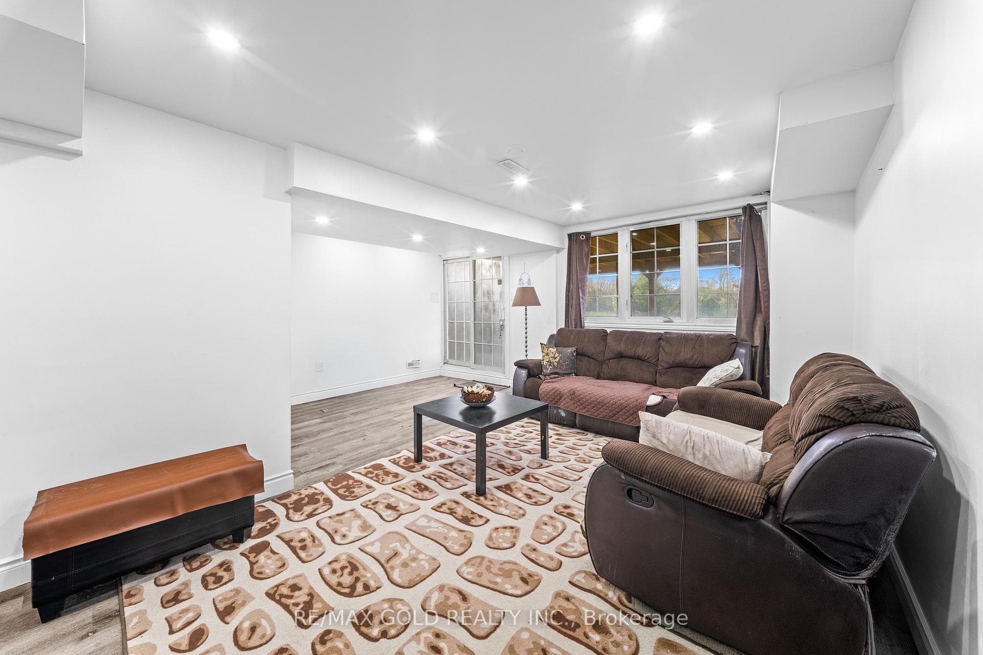 32 Bay Breeze Drive photo 37