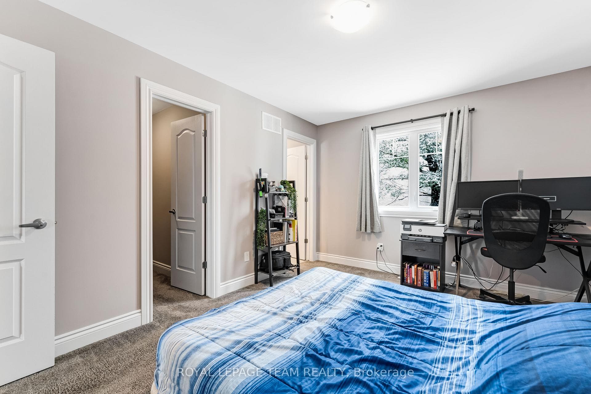 225 Dion Avenue photo 17