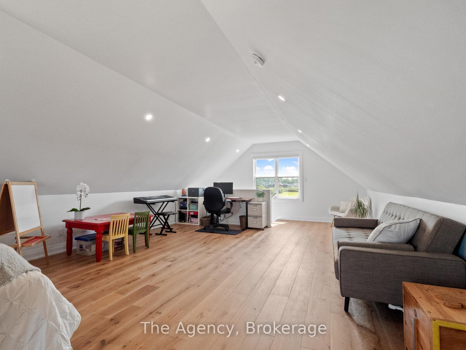 51075 Deeks Road photo 26