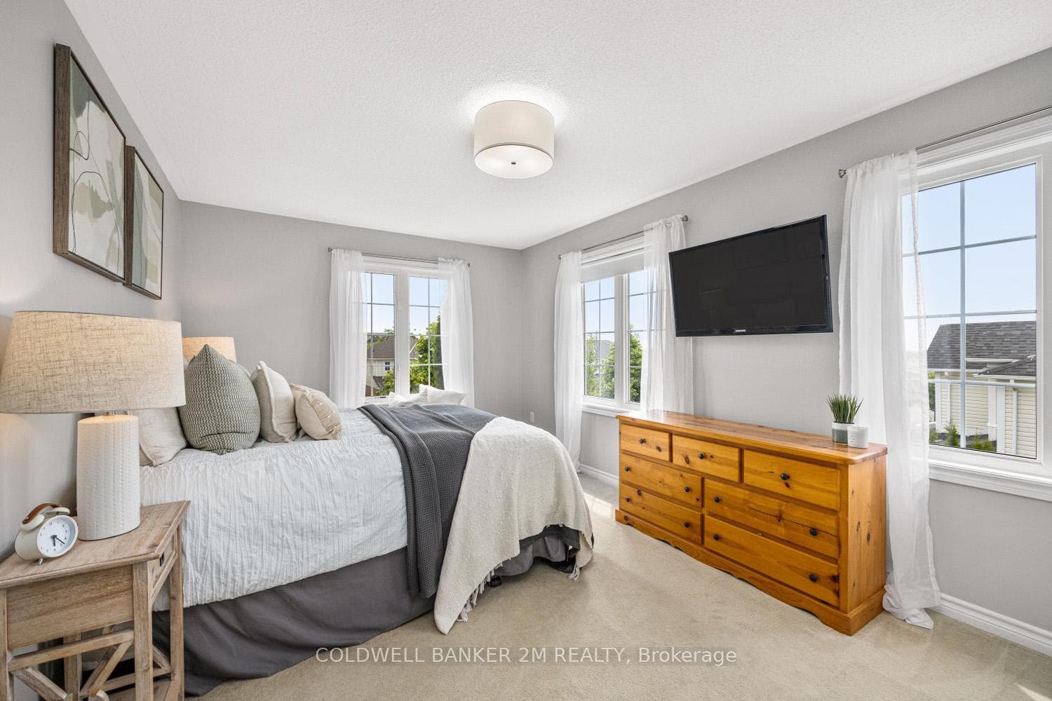 46 Lunney Crescent photo 21