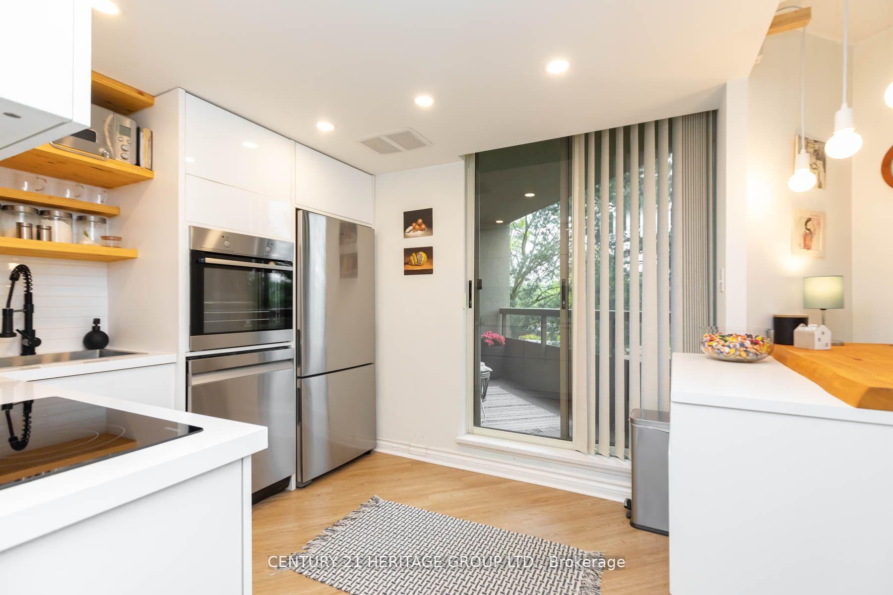 1210 Don Mills Road Unit 206 photo 10
