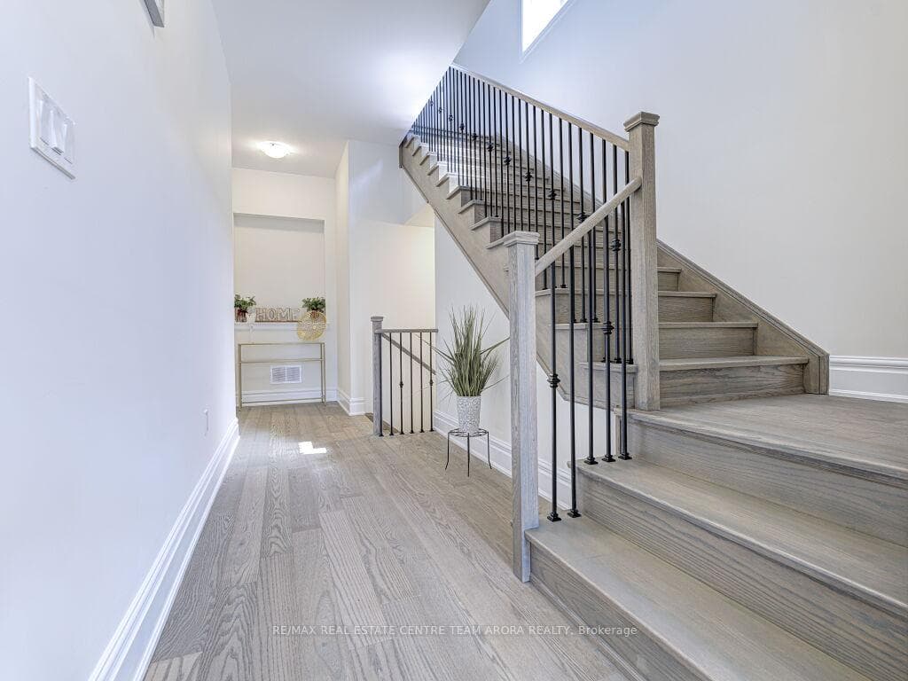 70 William Crawley Way photo 4