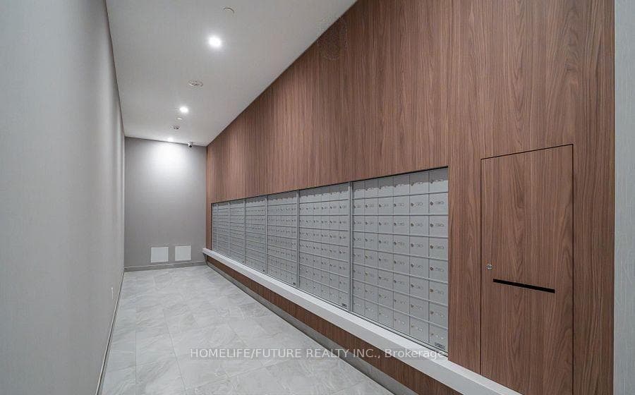 1 Quarrington Lane Unit 1716 photo 5