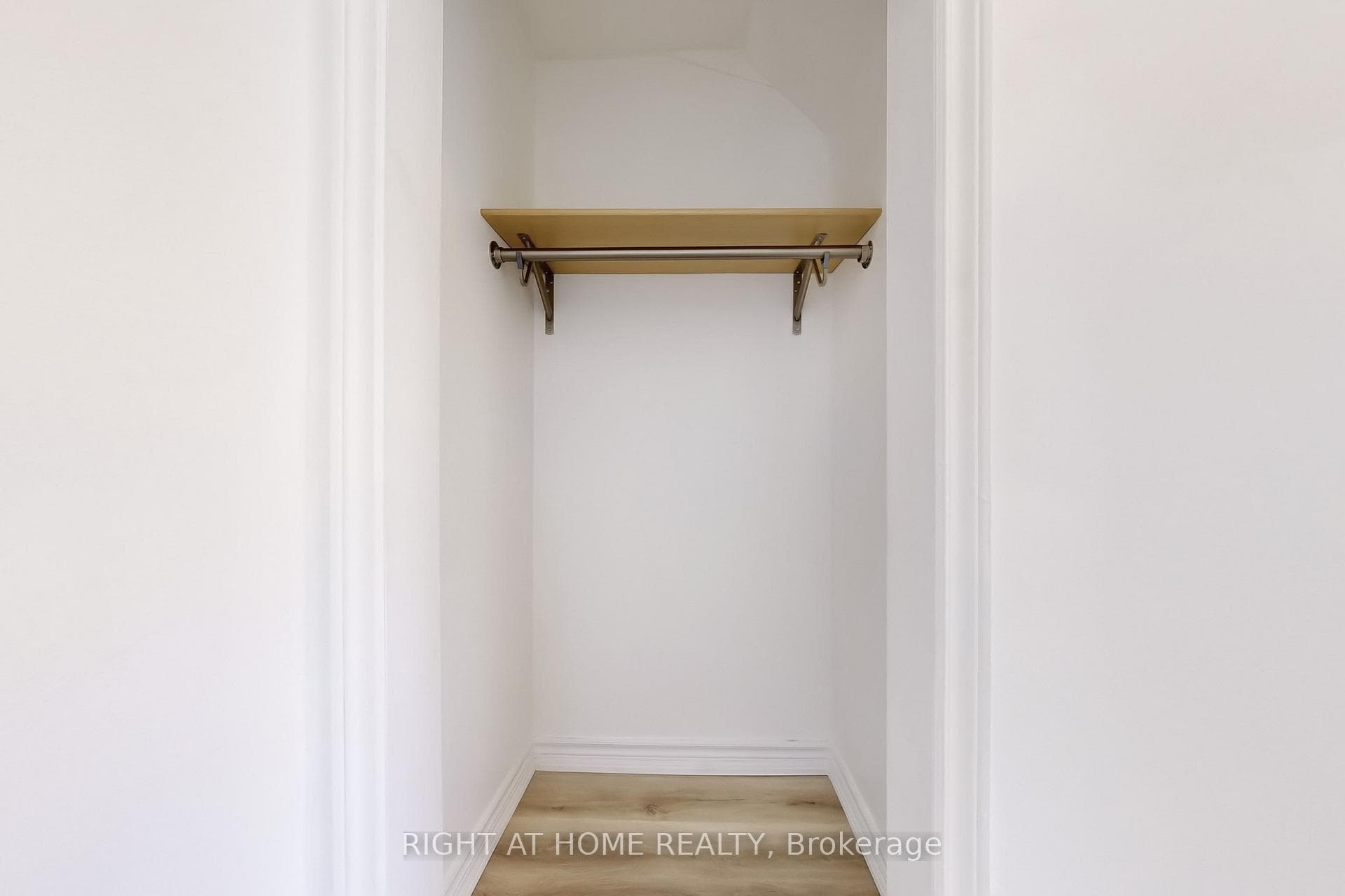 656 Crawford Street Unit 1 photo 17