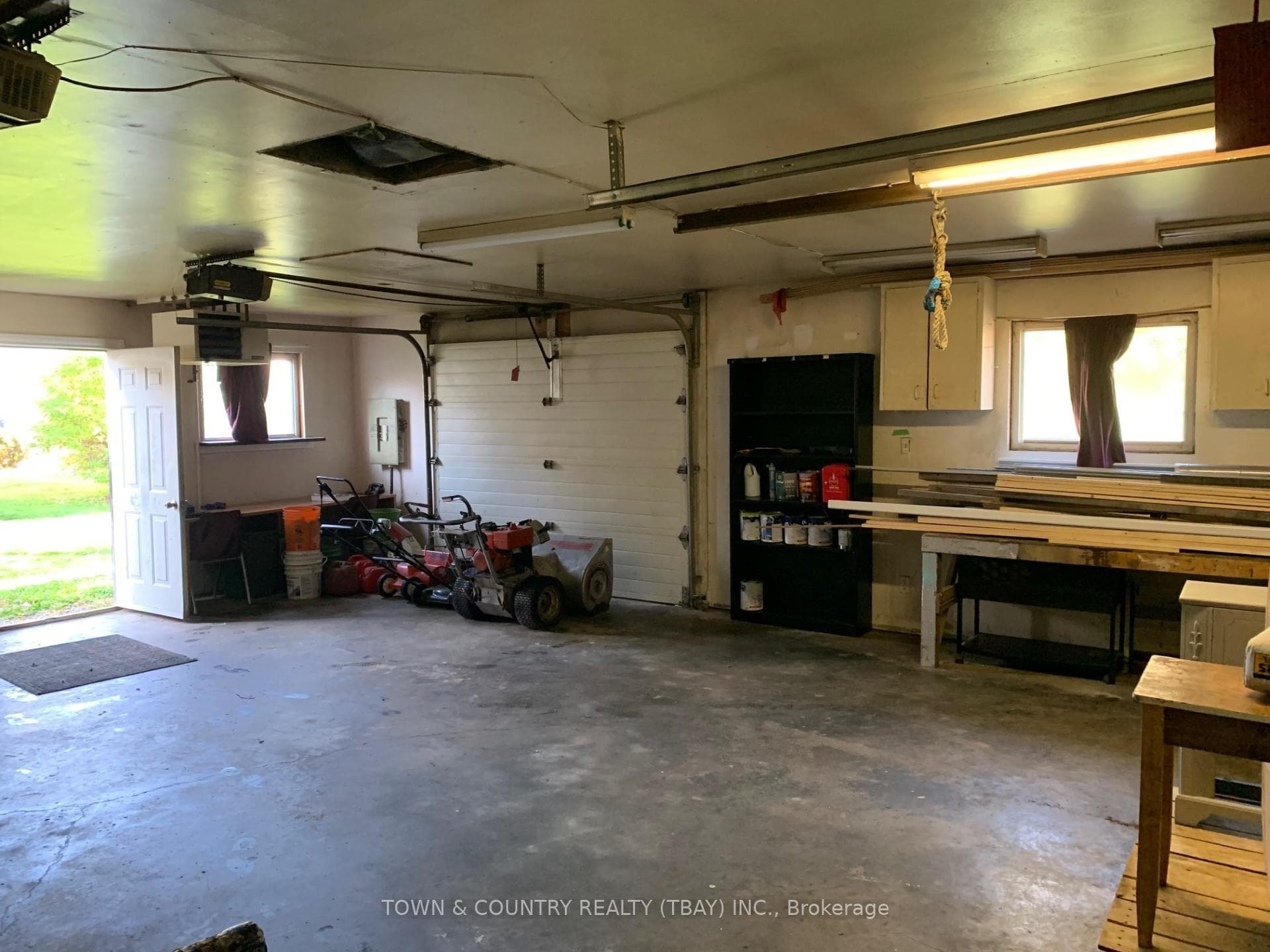 125 Robertson Street photo 11