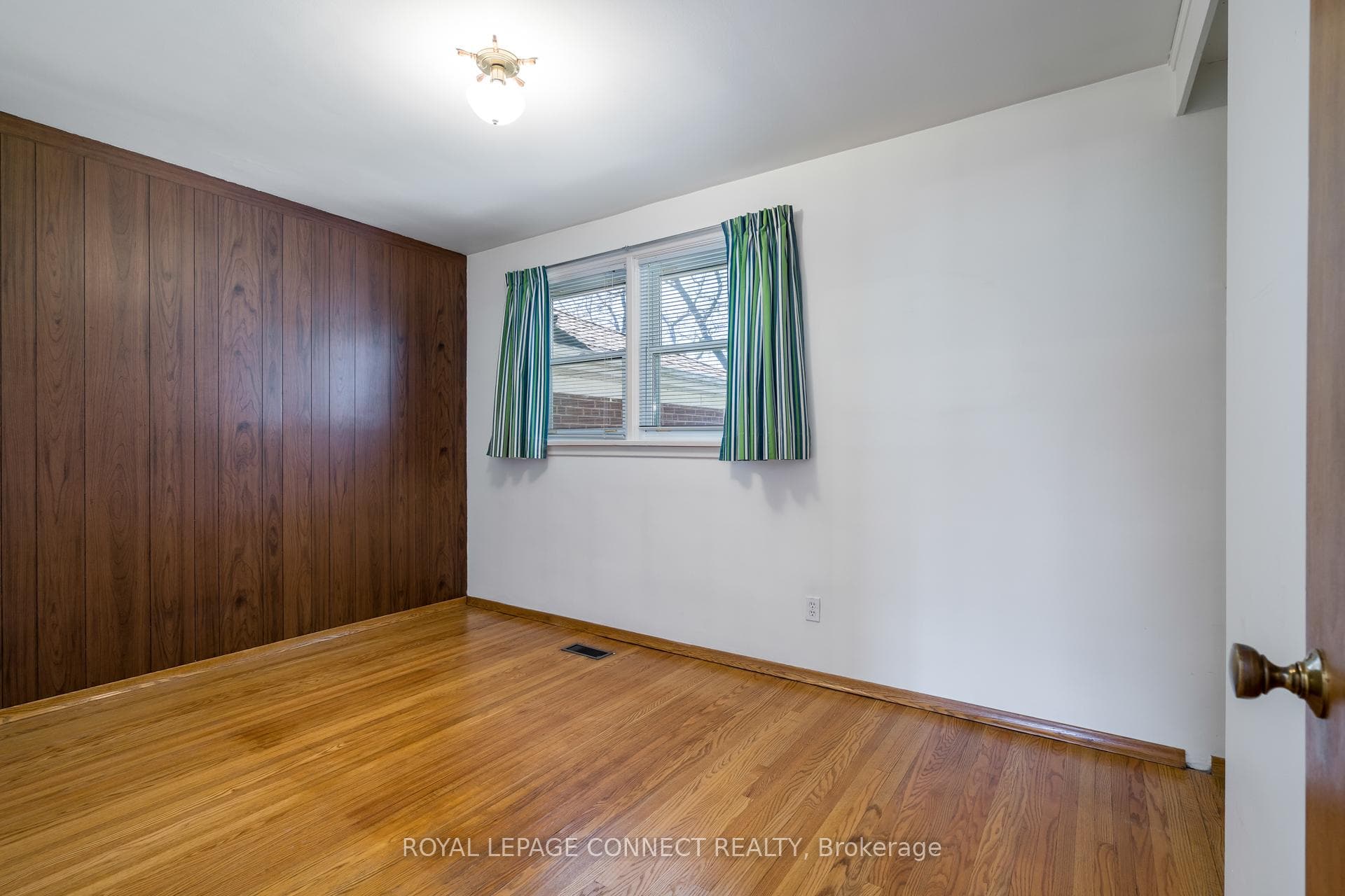 12 Sedgewick Crescent photo 11