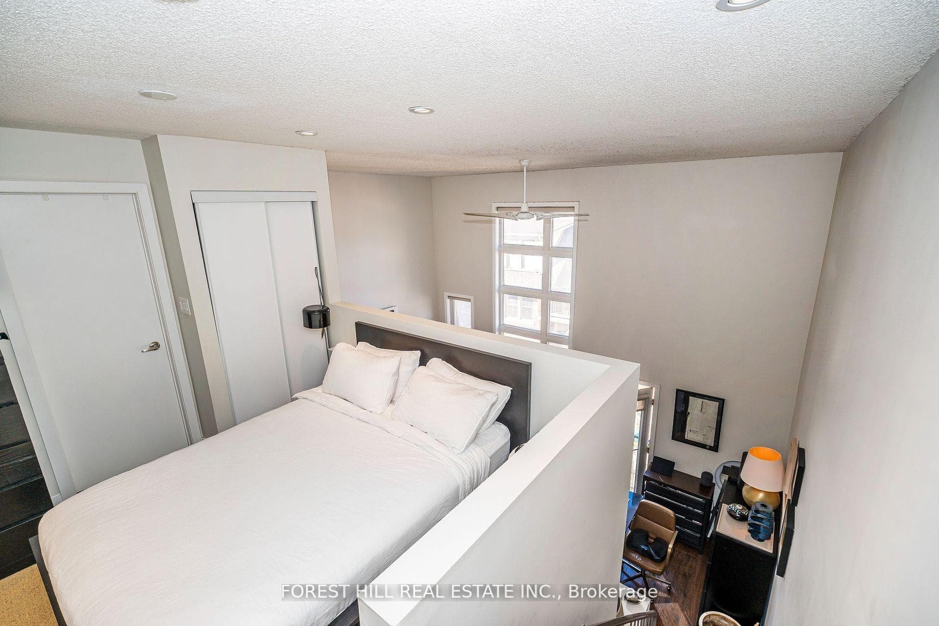 21 Earl Street Unit 325 photo 19