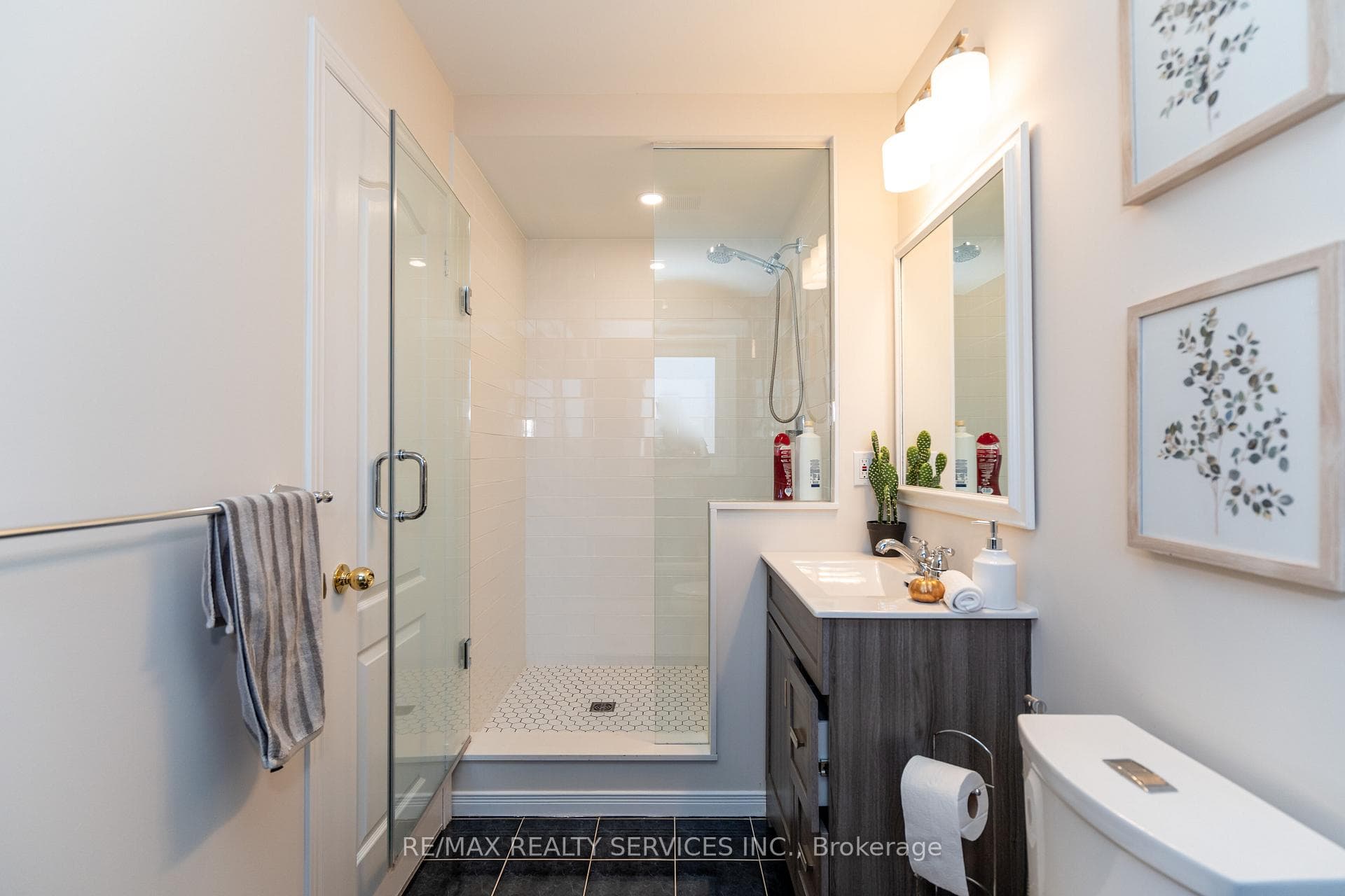 2425 Lazio Lane photo 27