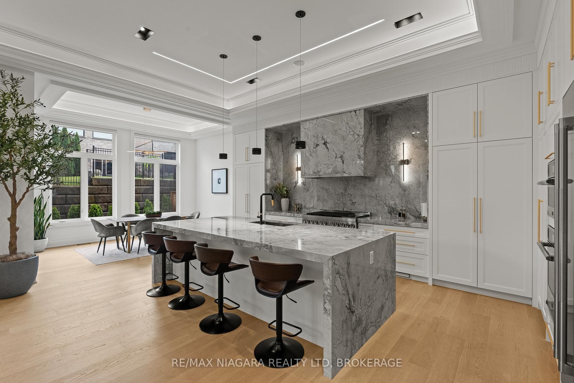 58 Kenmir Avenue photo 9