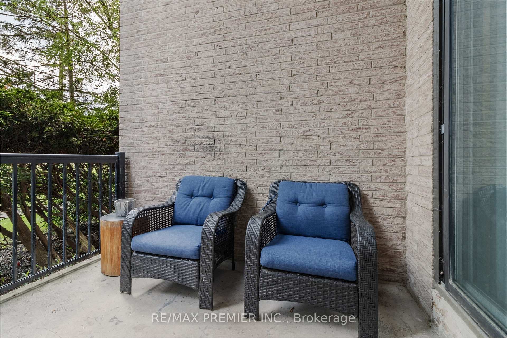 2095 Roche Court Unit 139 photo 27