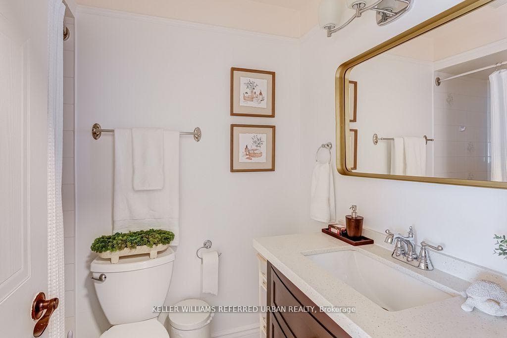 105 White Pine Crescent photo 29