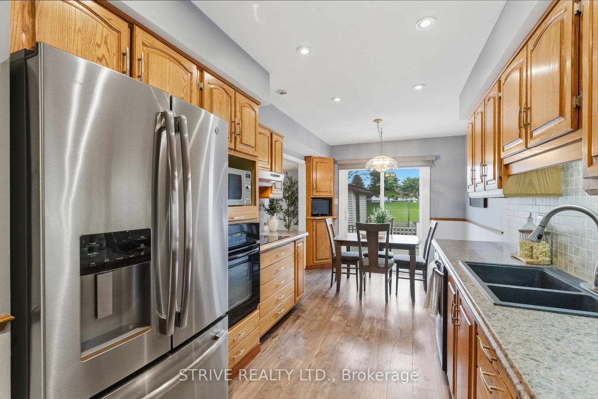 505 Salisbury Street photo 11