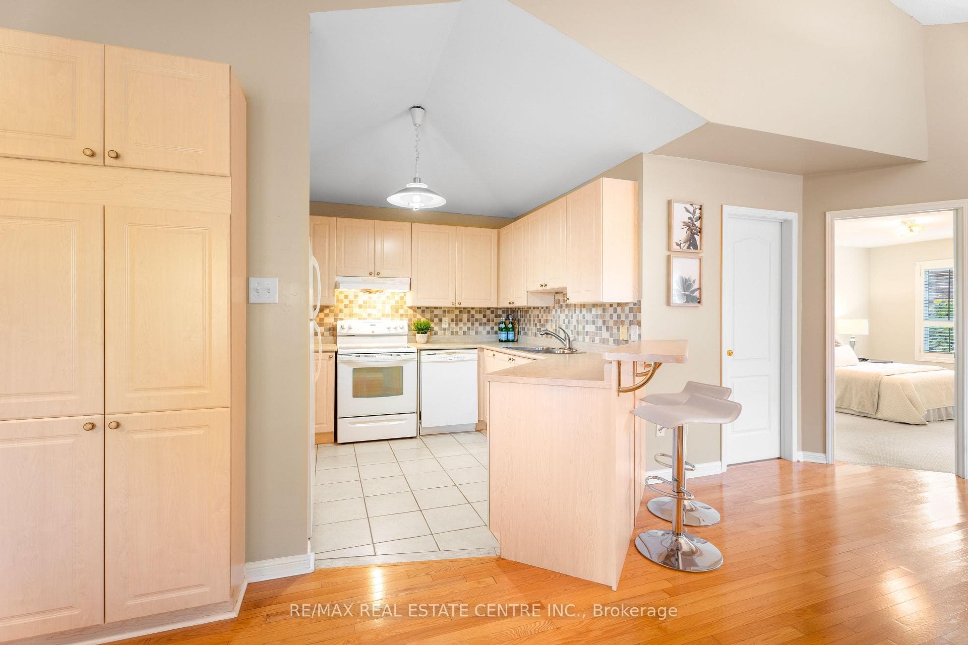 5 Munro Circle photo 19