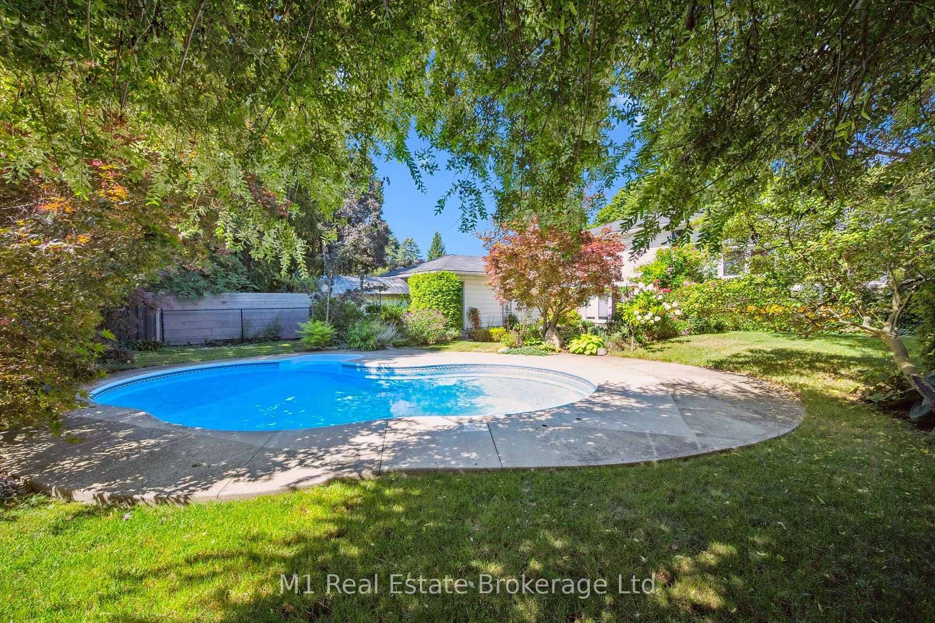 21 Gladstone Avenue photo 45