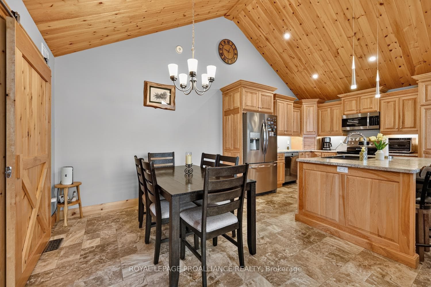 10283 County Road 2 Road photo 10