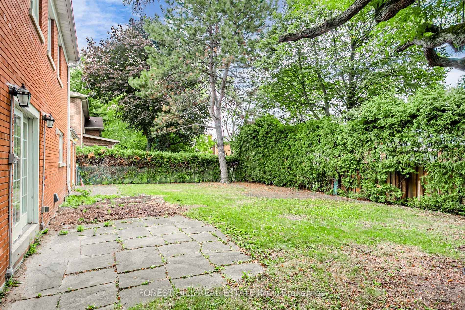 123 Lord Seaton Road photo 38