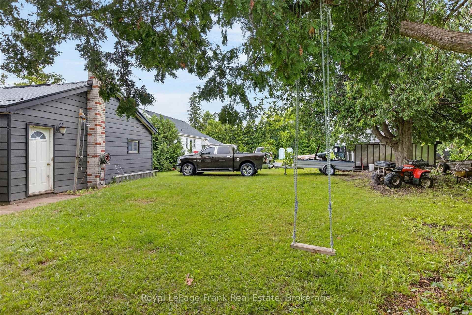 731 Harper Road photo 35