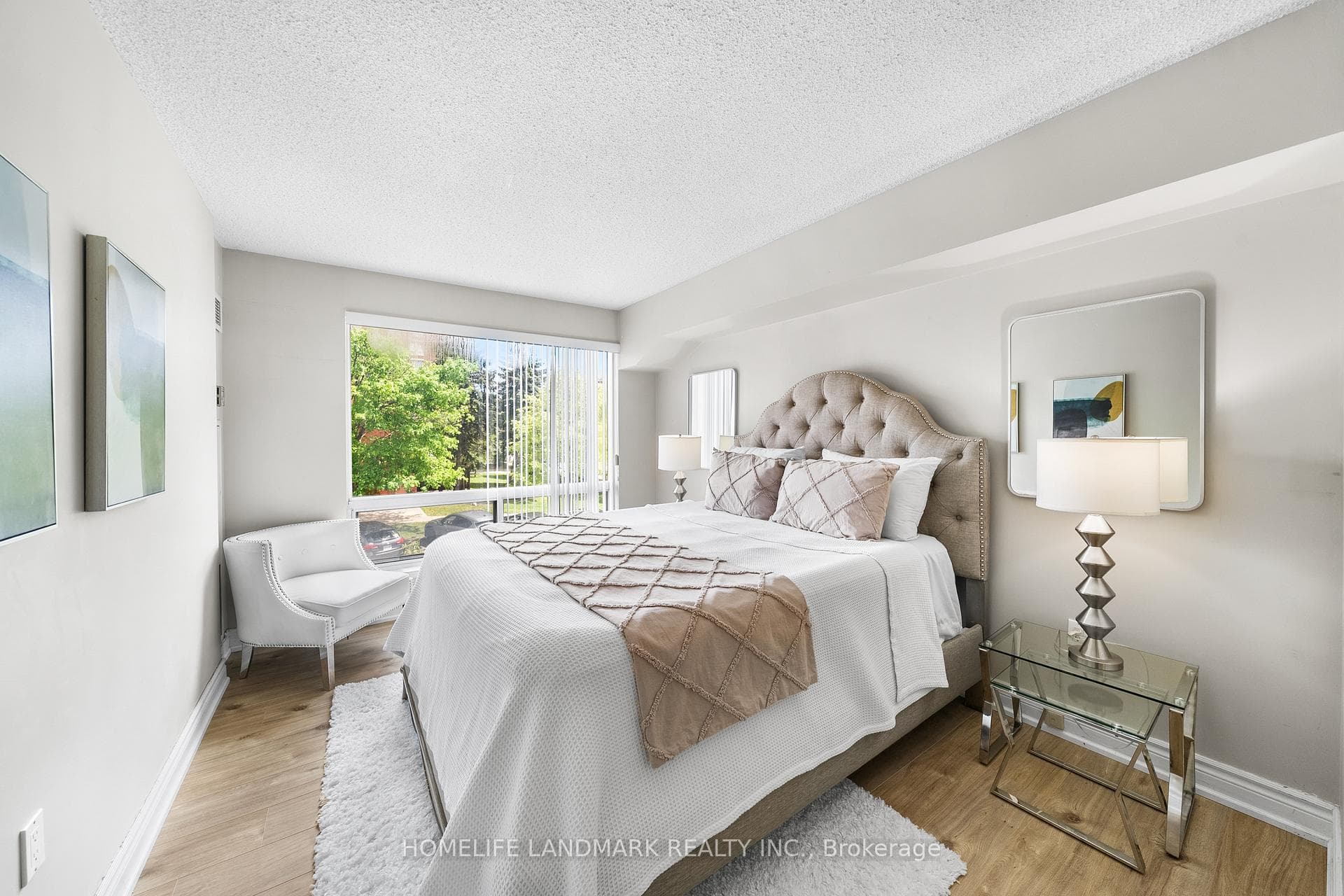 1 Hycrest Avenue Unit 202 photo 17