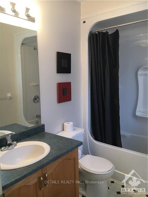 95 SPLINTER Crescent photo 11