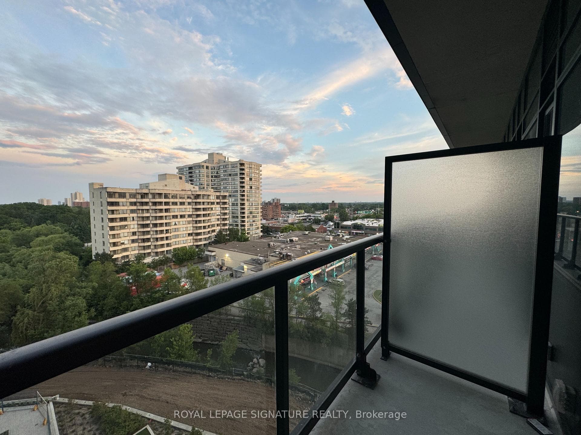 86 Dundas Street Unit 701 photo 15