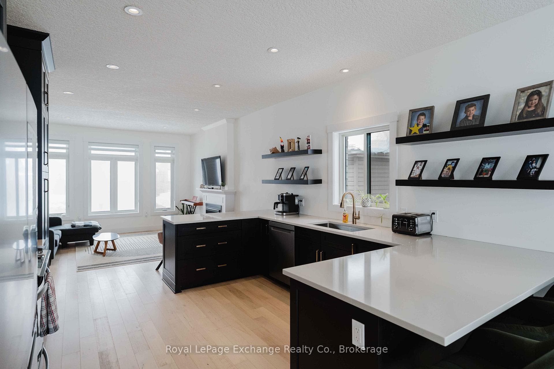 Breakfast Bar