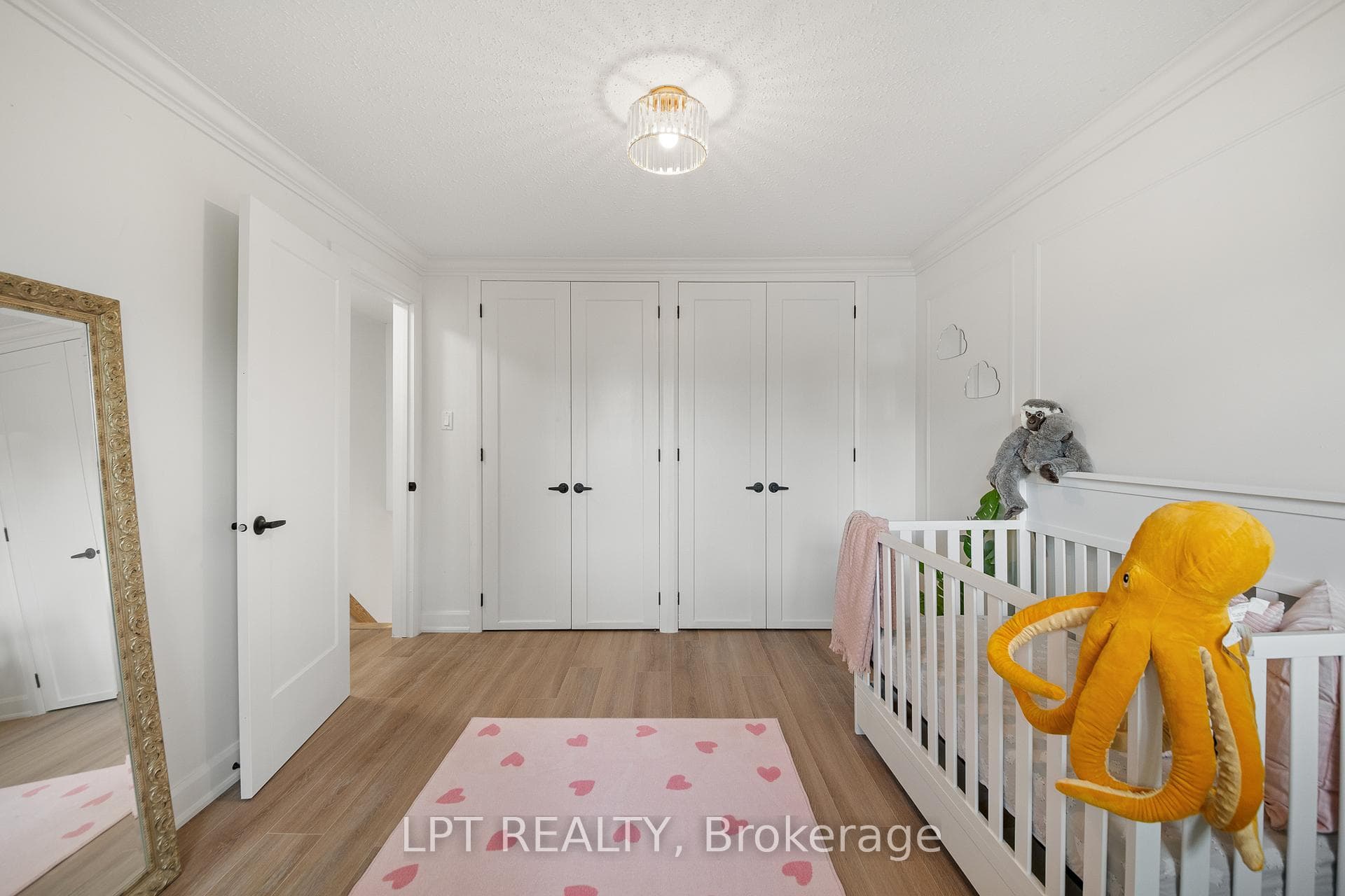 19 Moorcroft Road photo 27