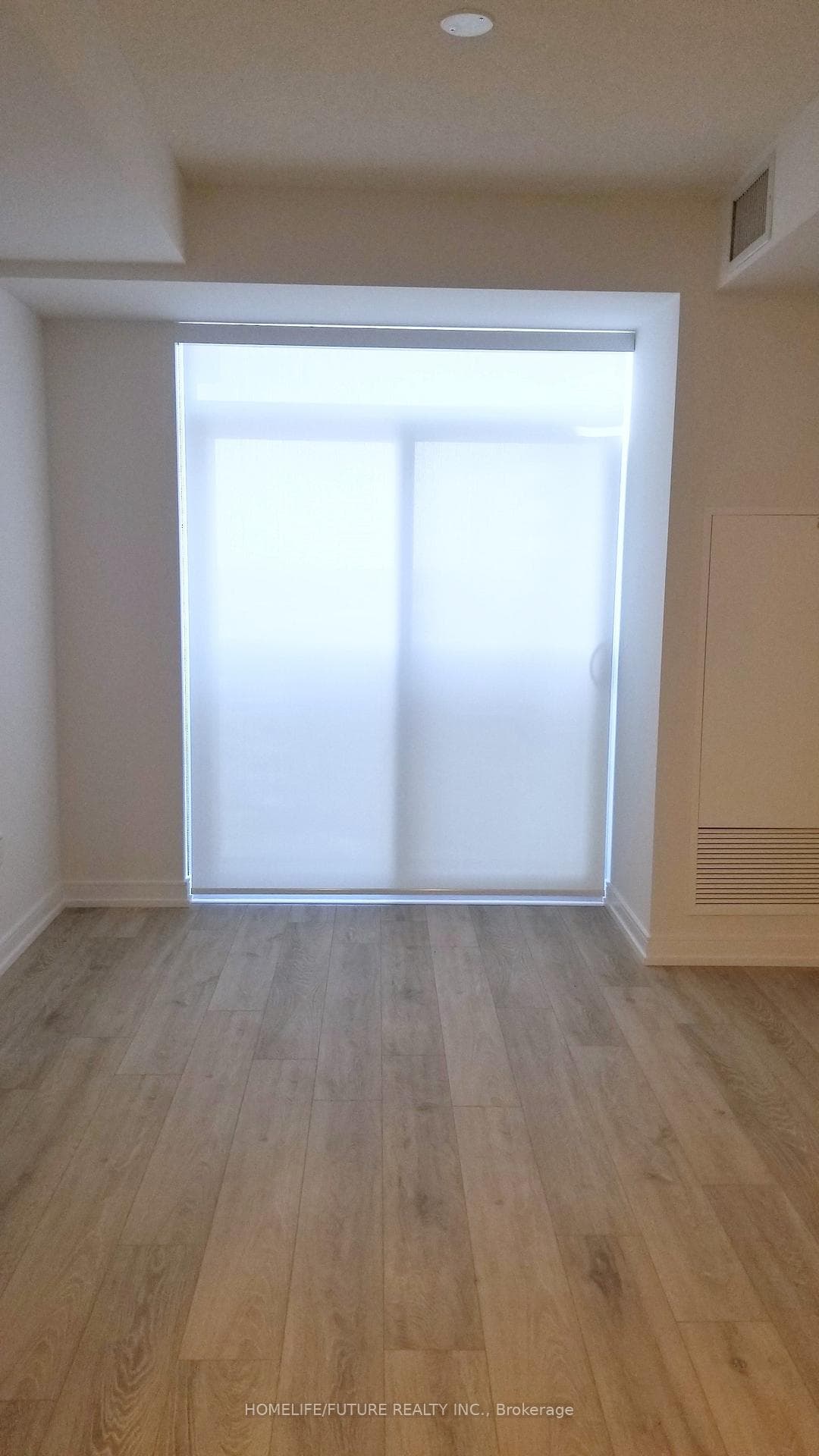 225 Village Green Square Unit 2805 photo 10