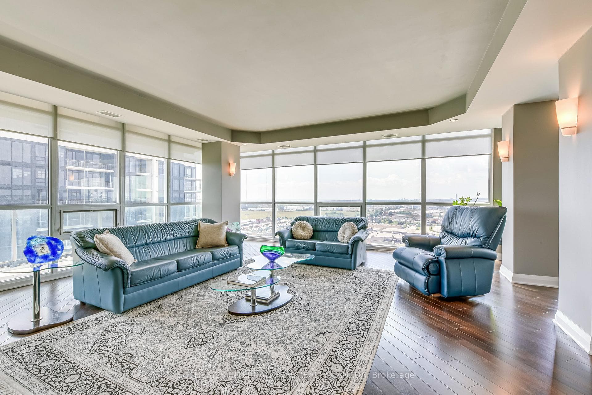 1055 Southdown Road Unit PH10 photo 16