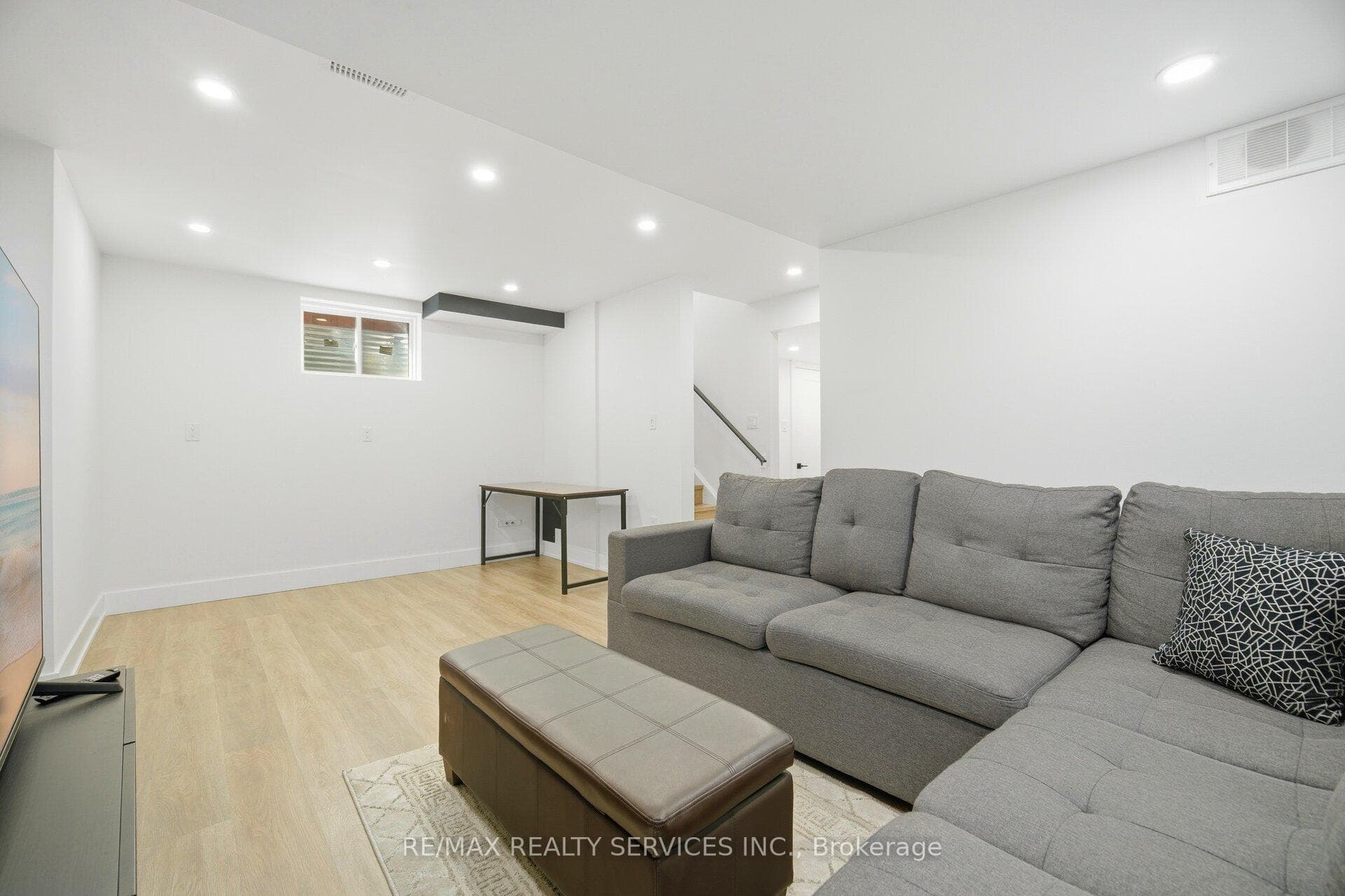 118 Tundra Road photo 33