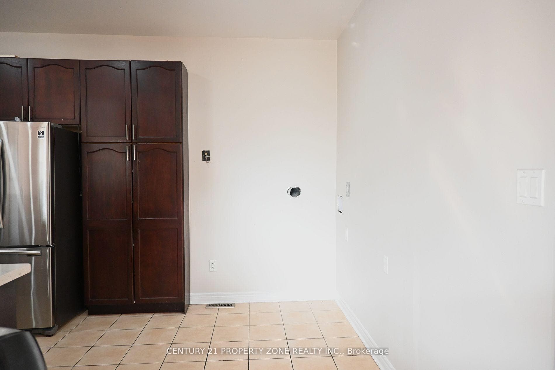 39 Harbourtown Crescent photo 14