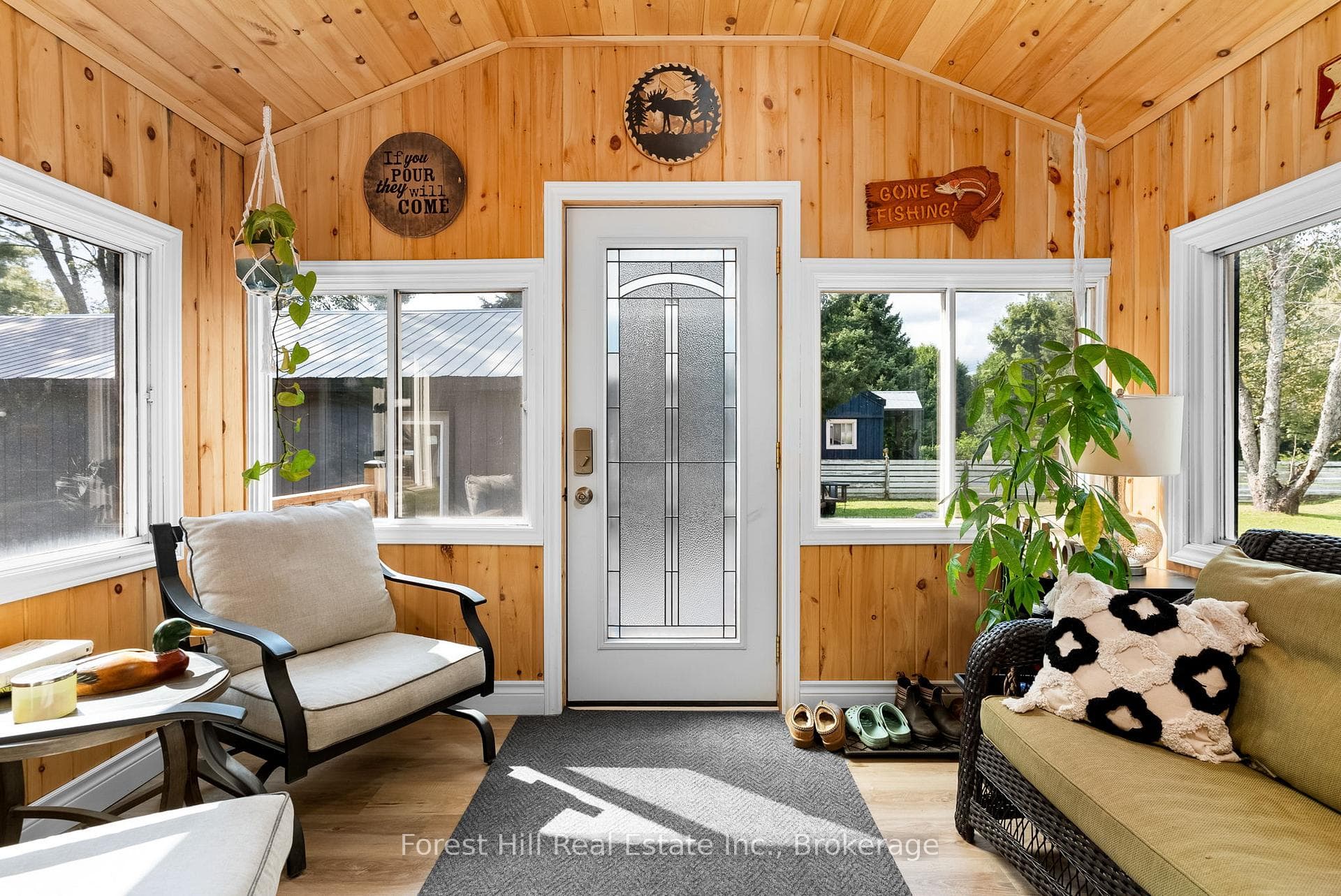 1190 Winhara Road photo 16