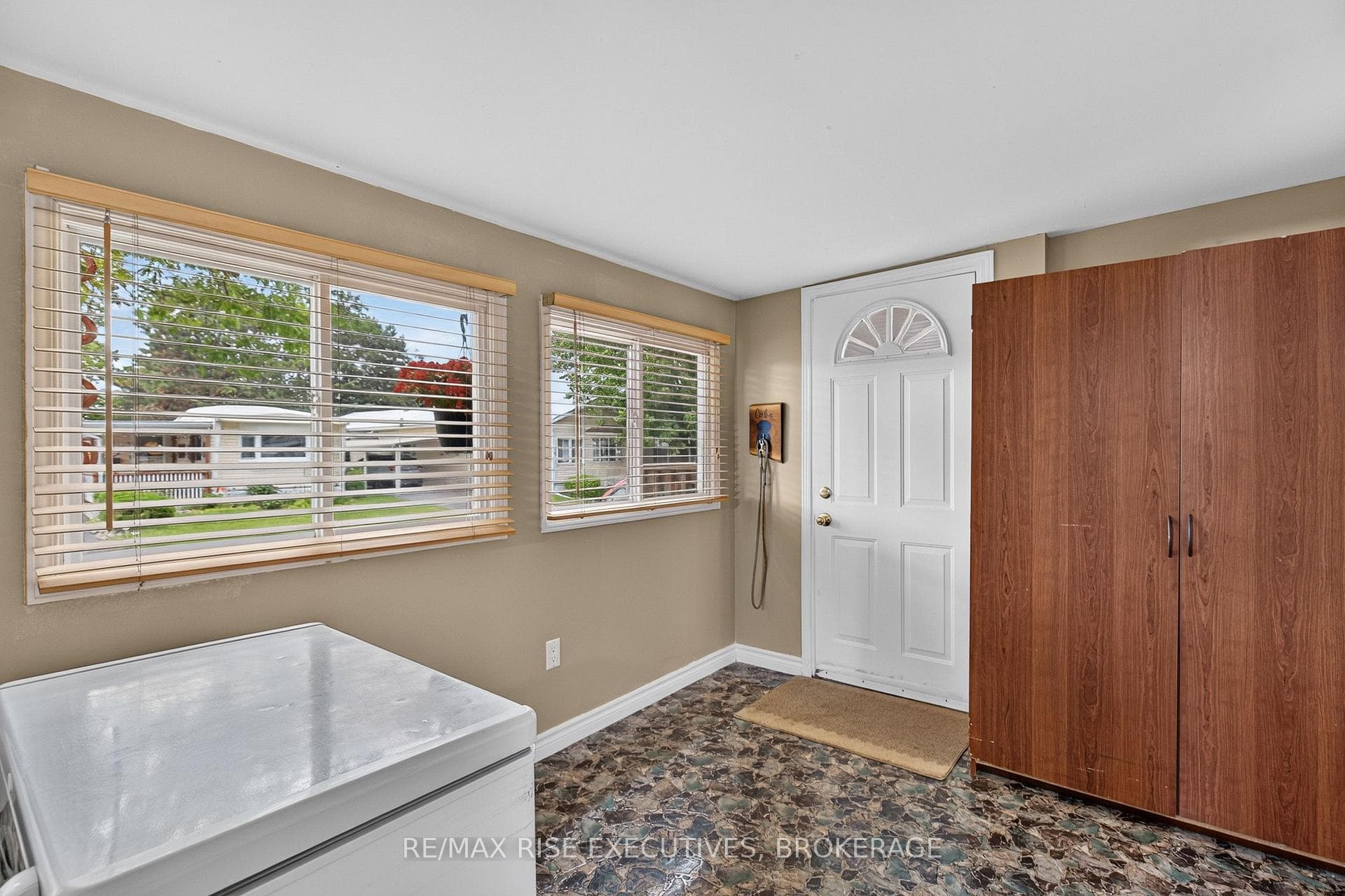 18 Wentworth Drive photo 4