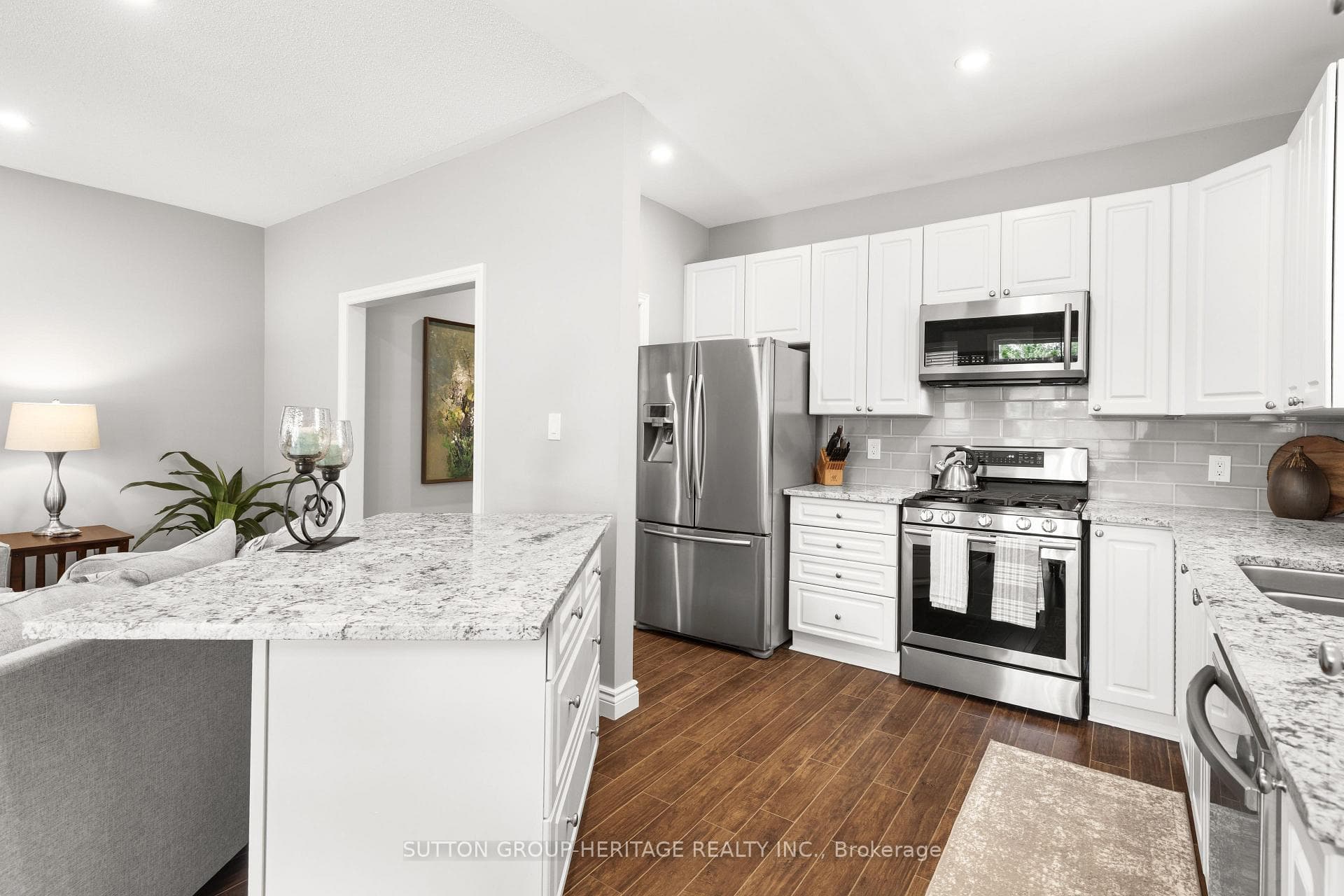 27 Kimberly Drive photo 13