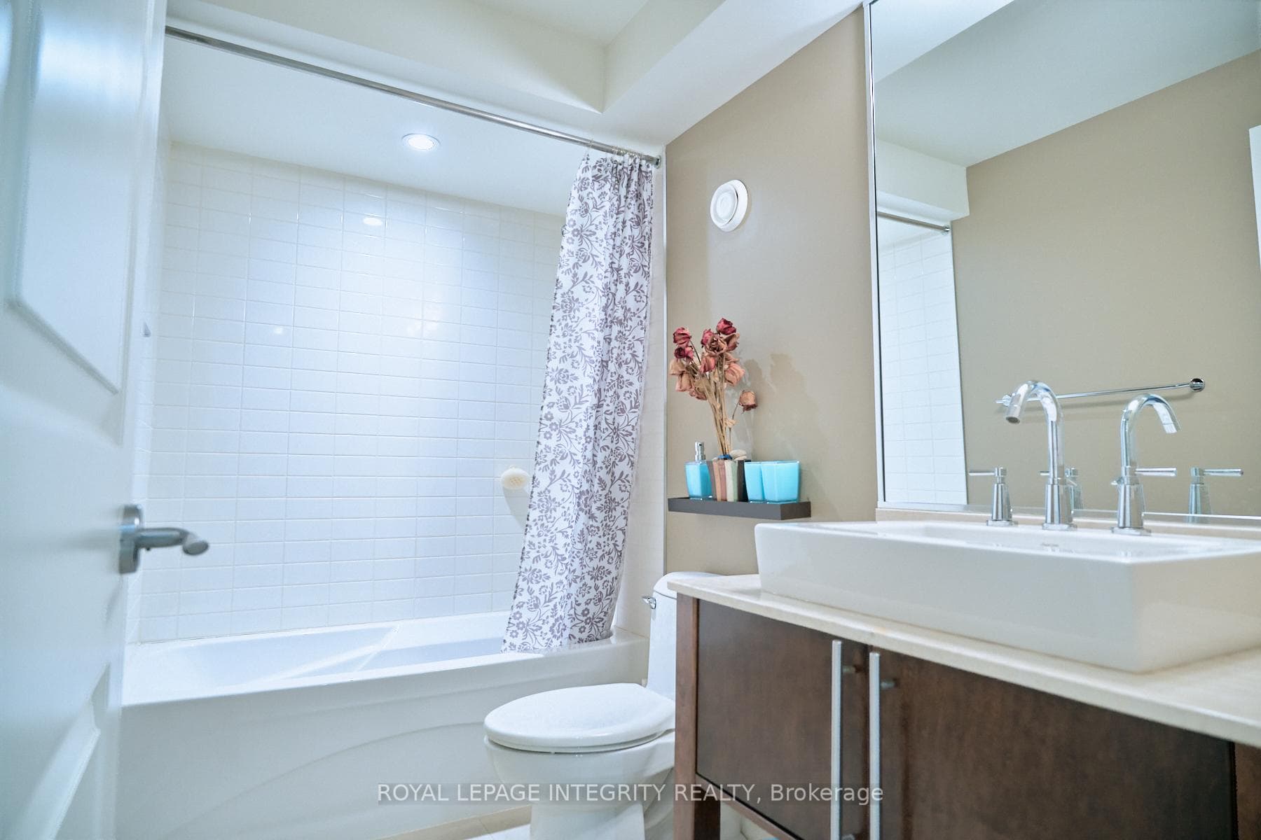103 Black Maple Private photo 41