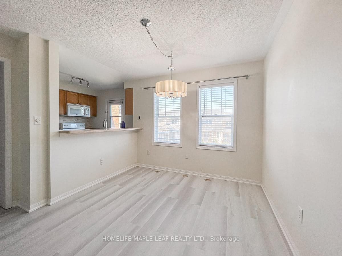 3159 Stornoway Circle photo 13