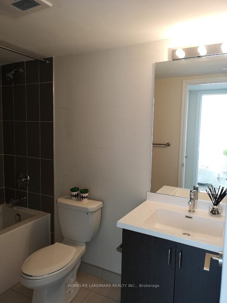 80 Orchid Place Drive Unit 201 photo 4