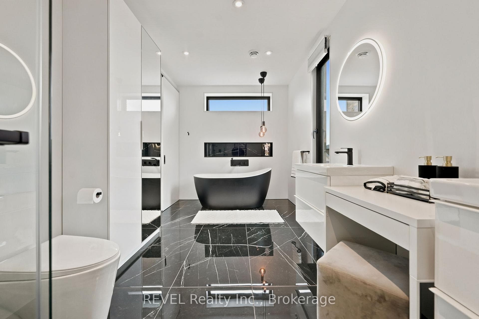 81 Mackenzie King Avenue photo 25