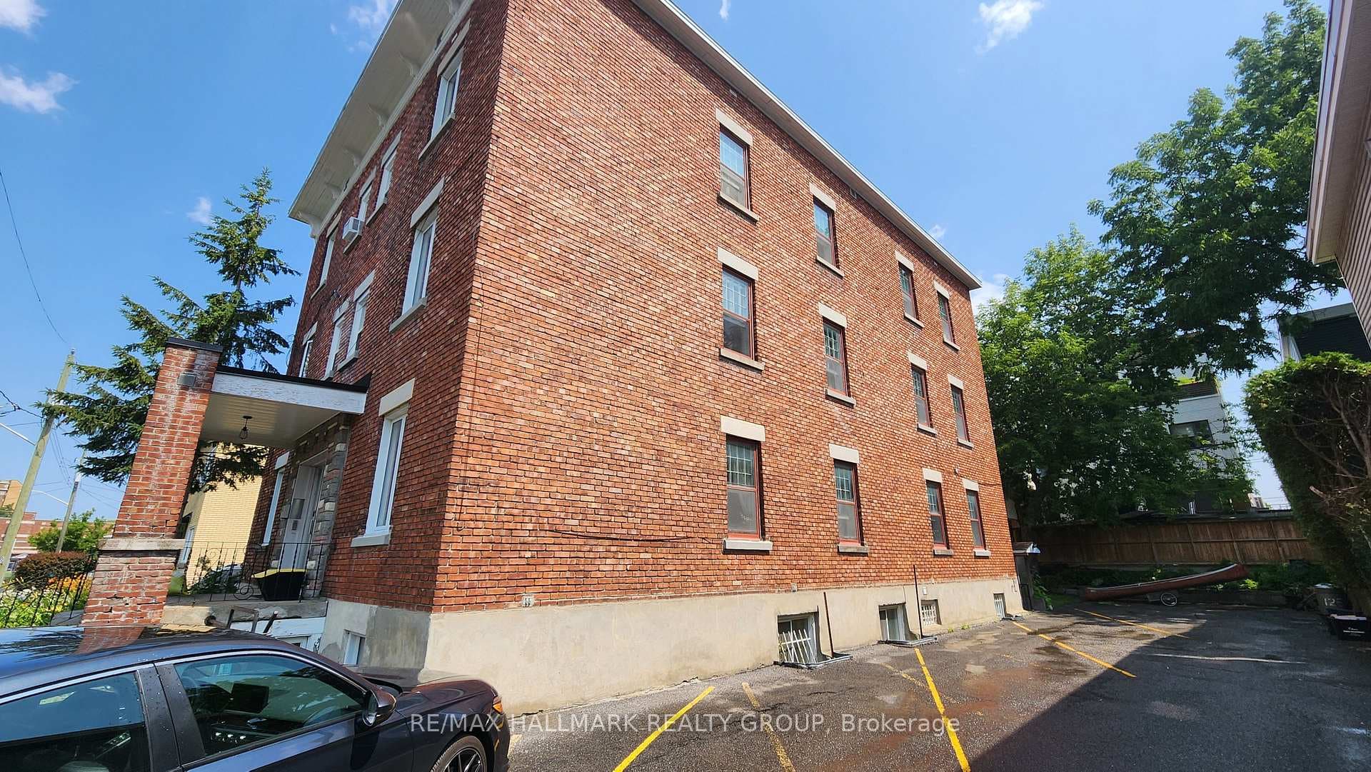 125 Glenora Street Unit 3 photo 5