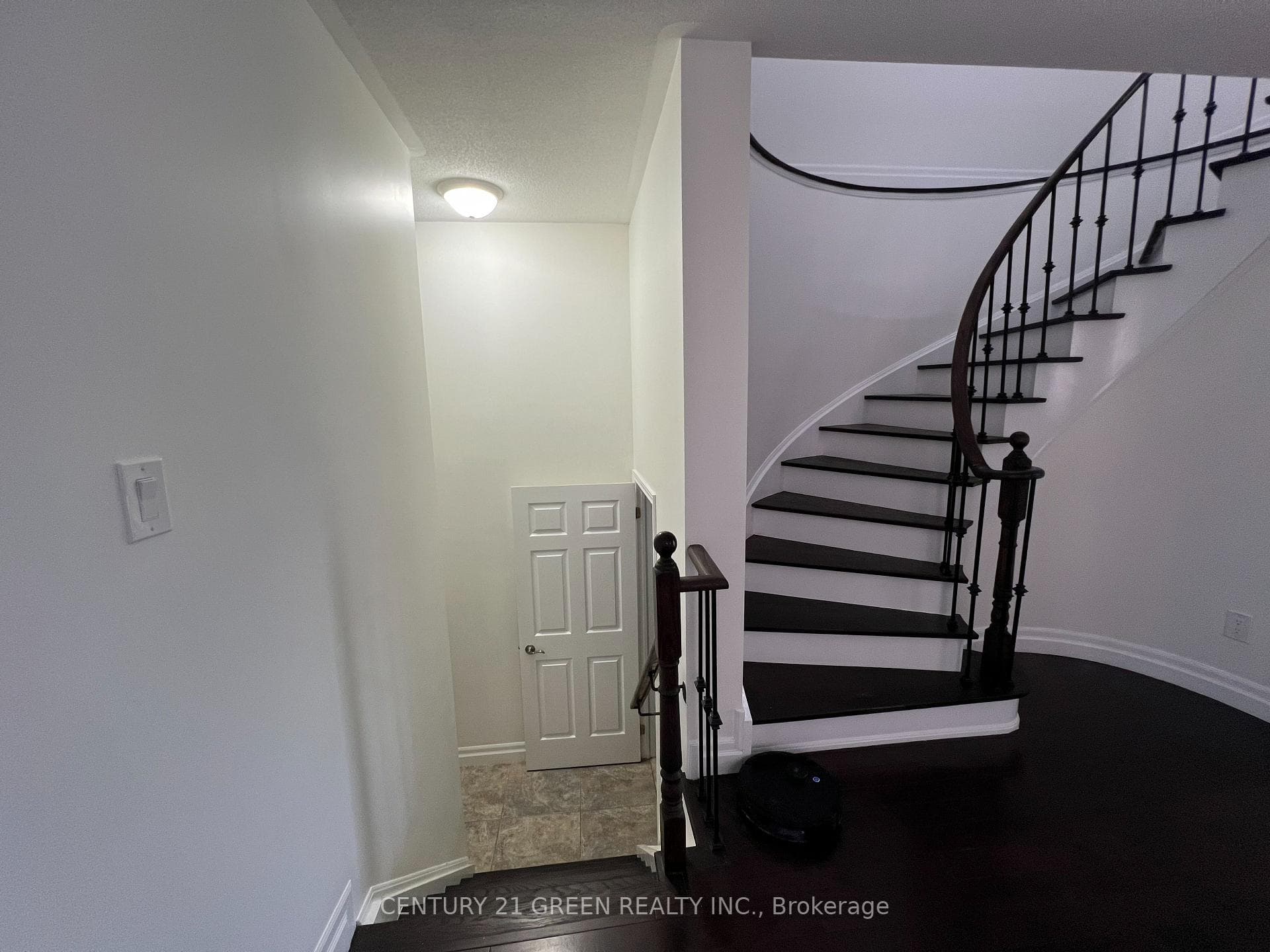 6 Coolspring Crescent photo 6