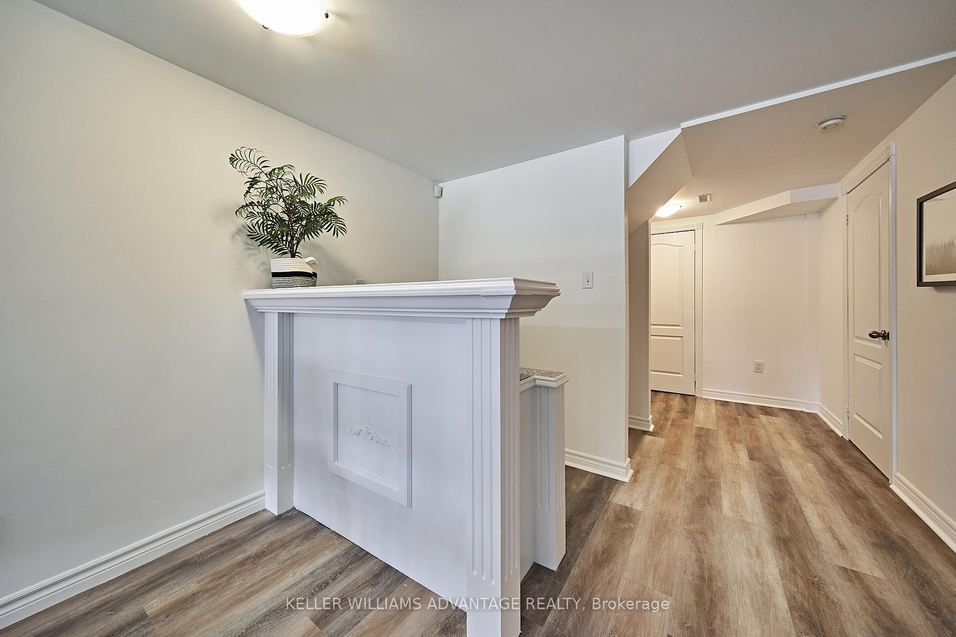 812 Walsh Court photo 30