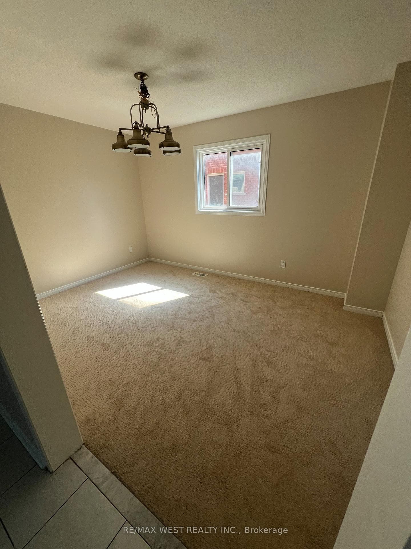 60 Furrow Drive photo 8