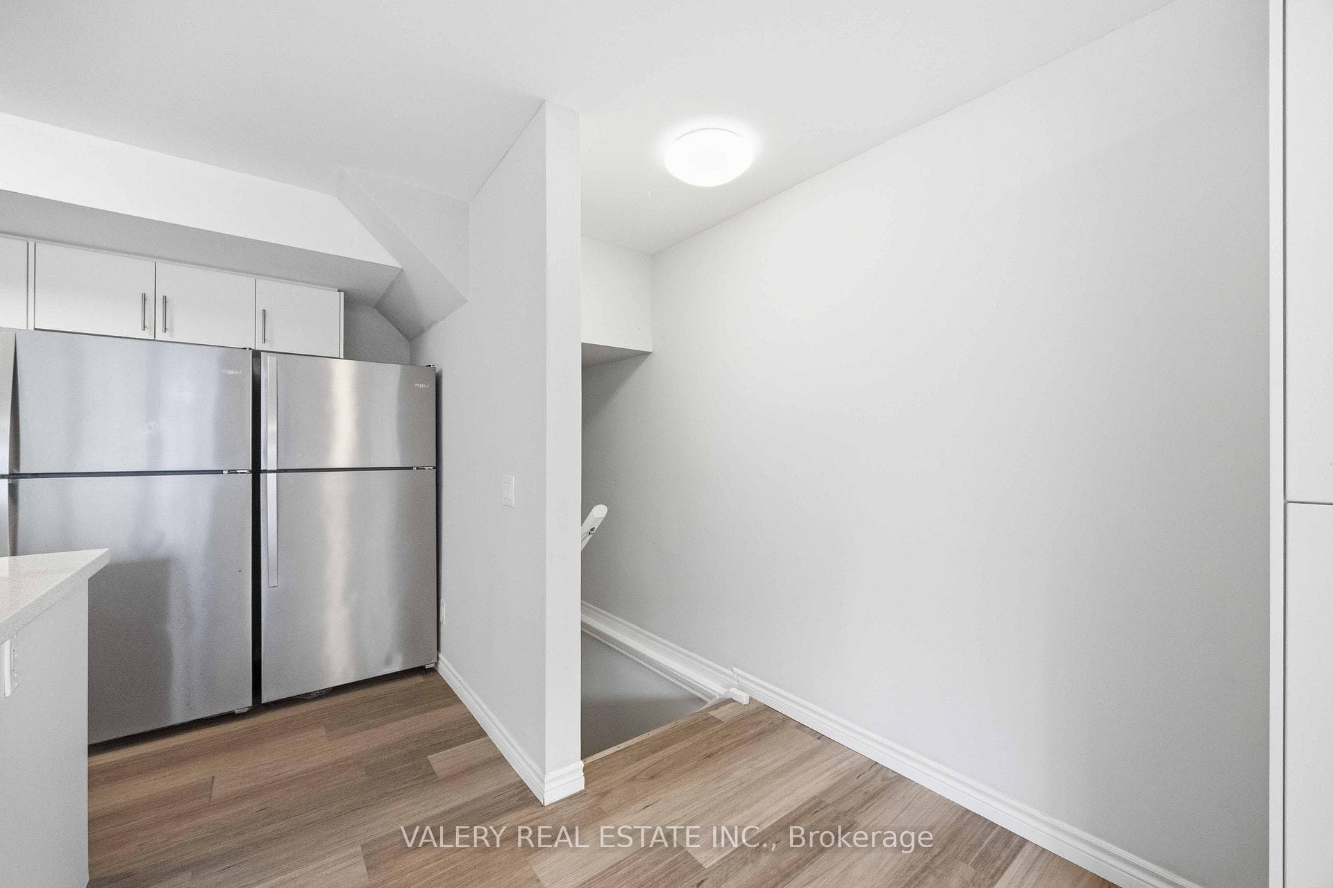 250 Penetanguishene Road Unit 14 photo 15