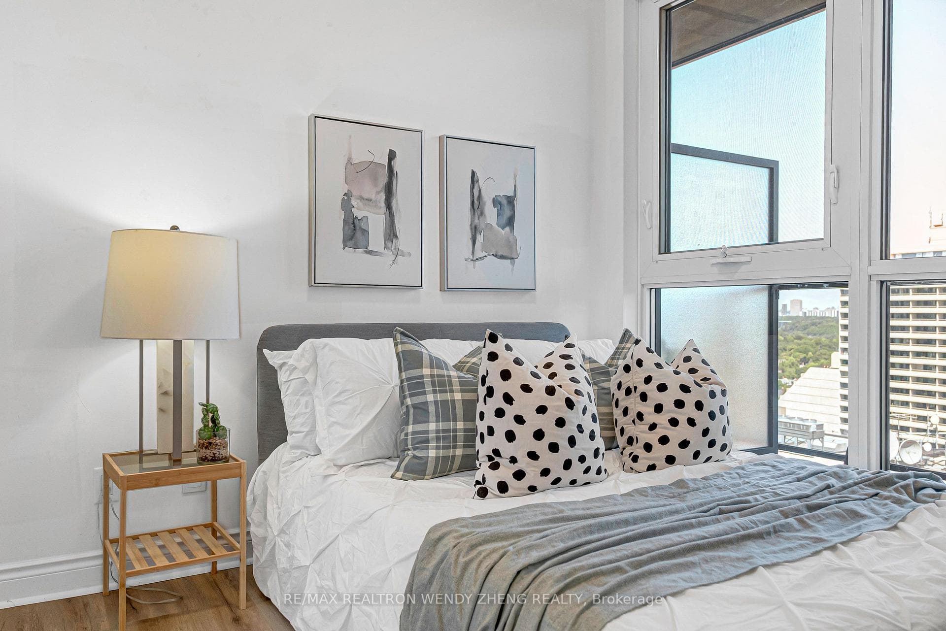 28 Ted Rogers Way Unit 2402 photo 35
