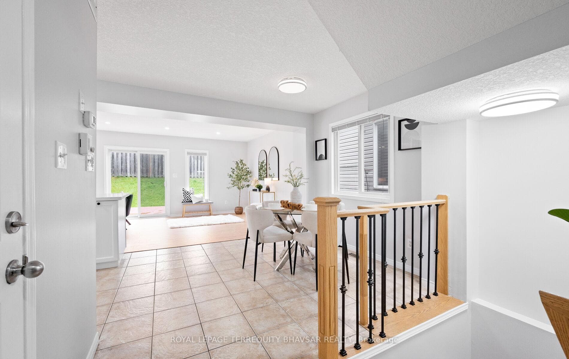 111 Parkvale Drive photo 15