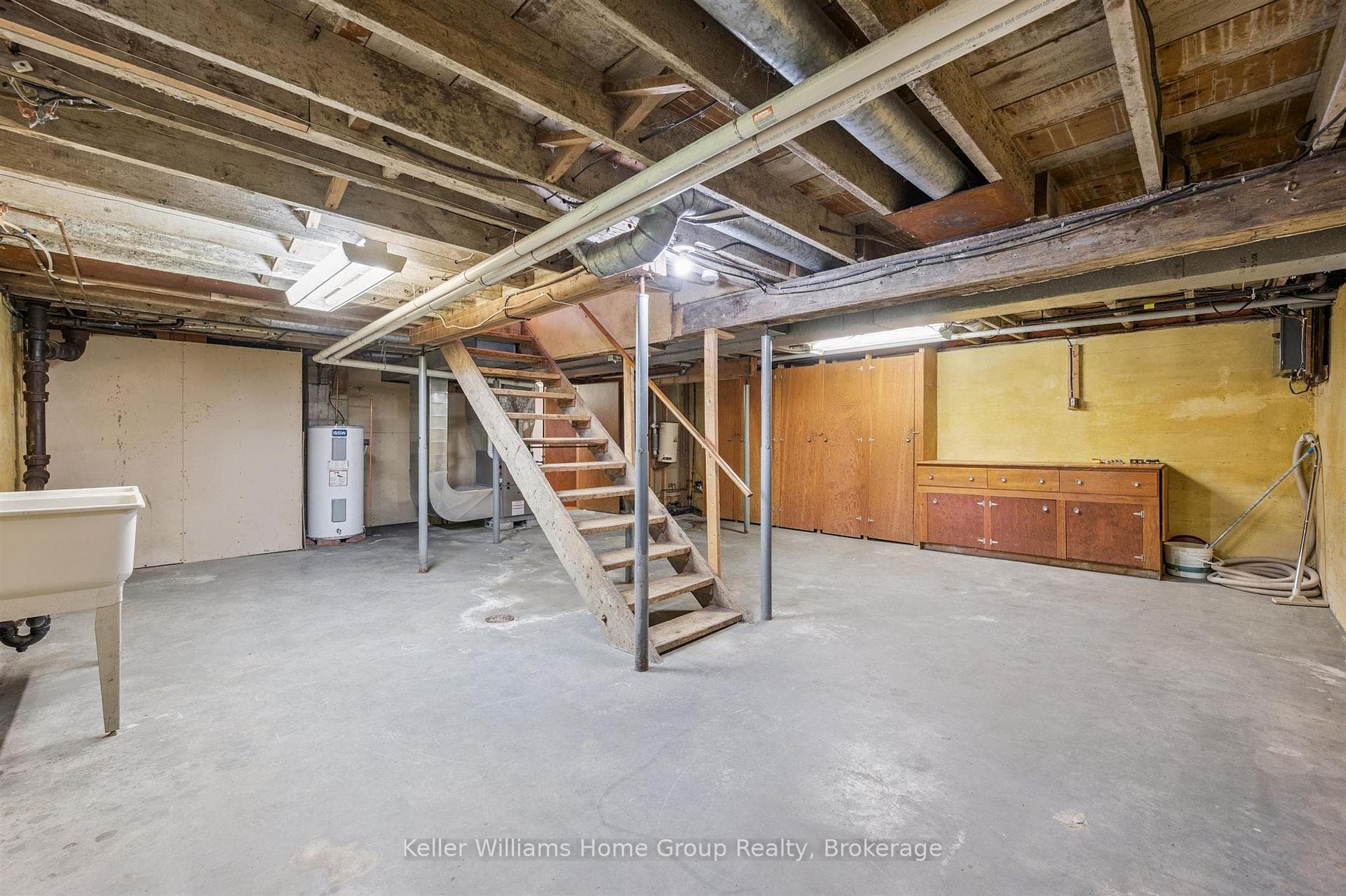 145 Forfar Street photo 29