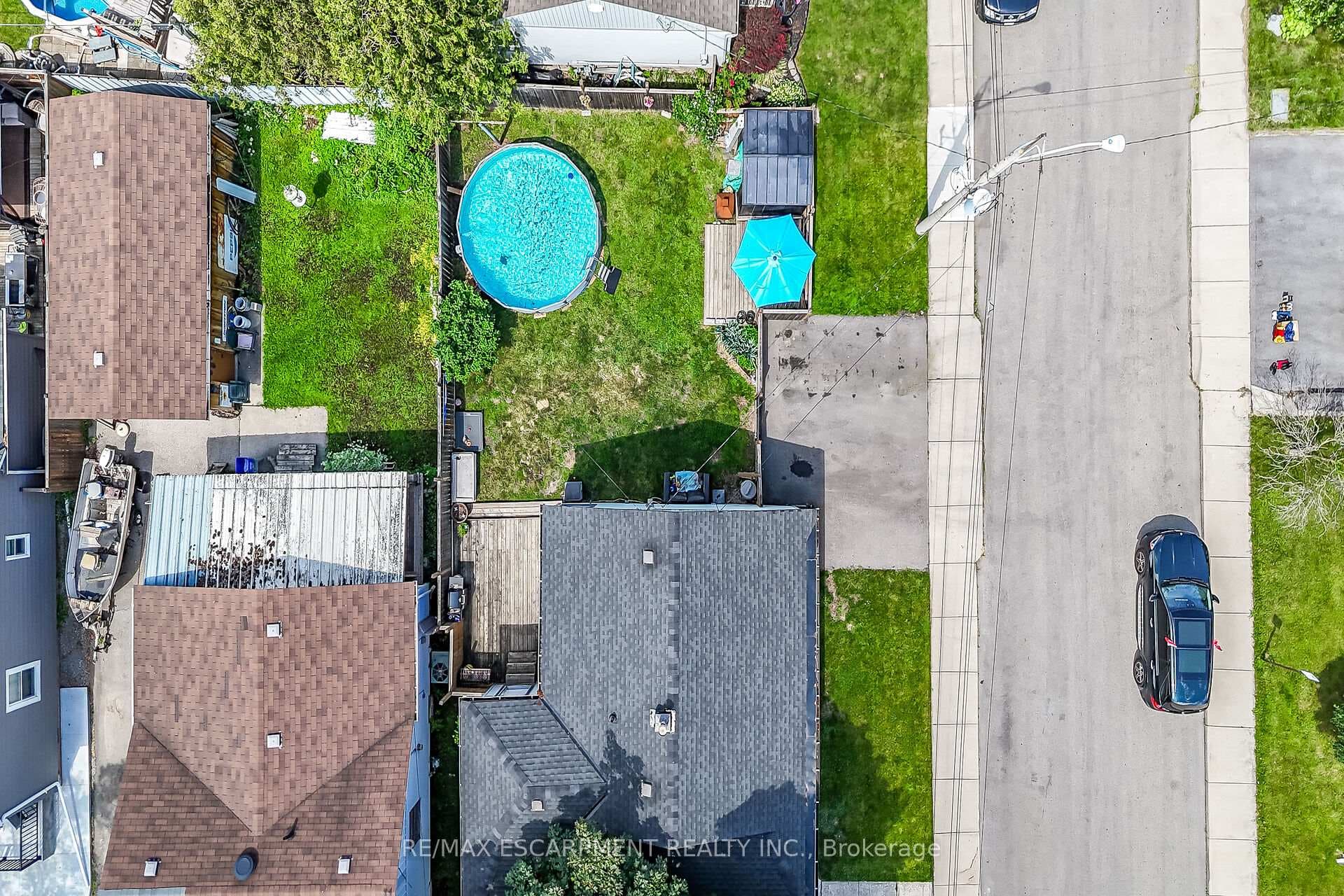 331 Guelph Street photo 38