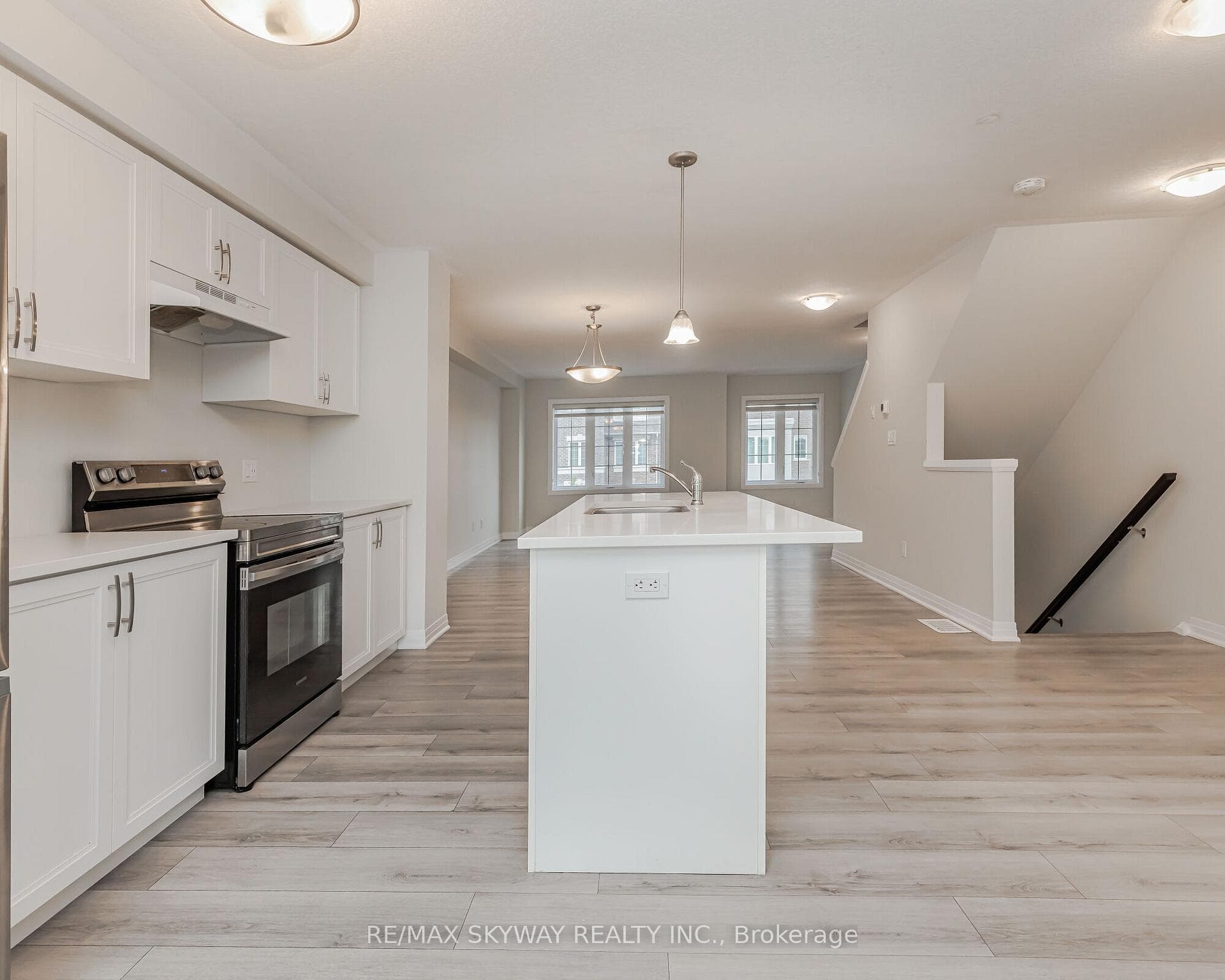 311 Woolwich Street Unit 5 photo 16