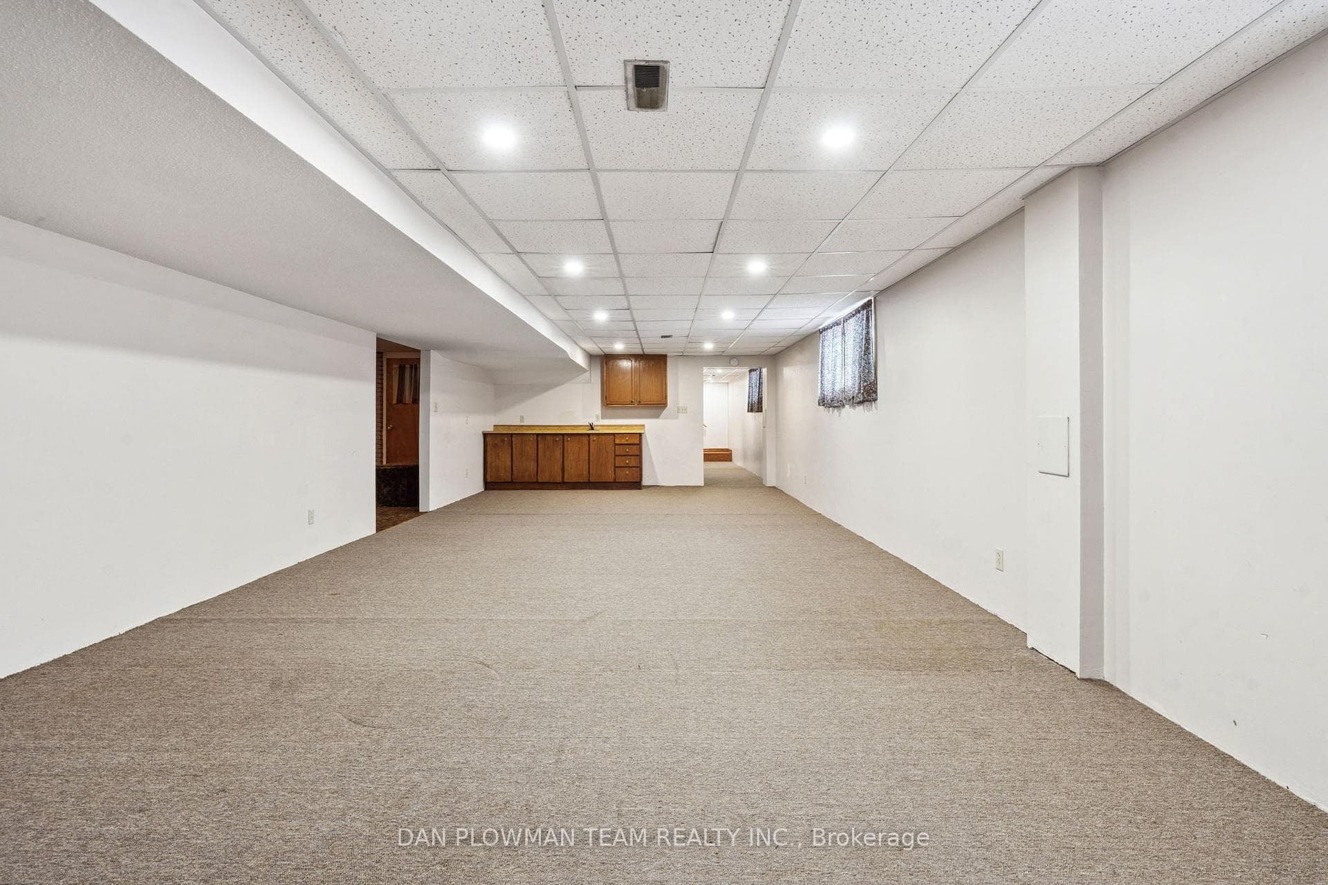 4880 Liberty Street photo 24