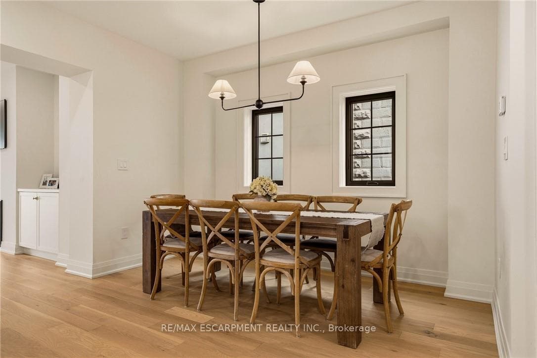30 MATILDA Street photo 17