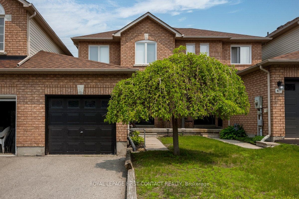 65 Hawthorne Crescent photo 1